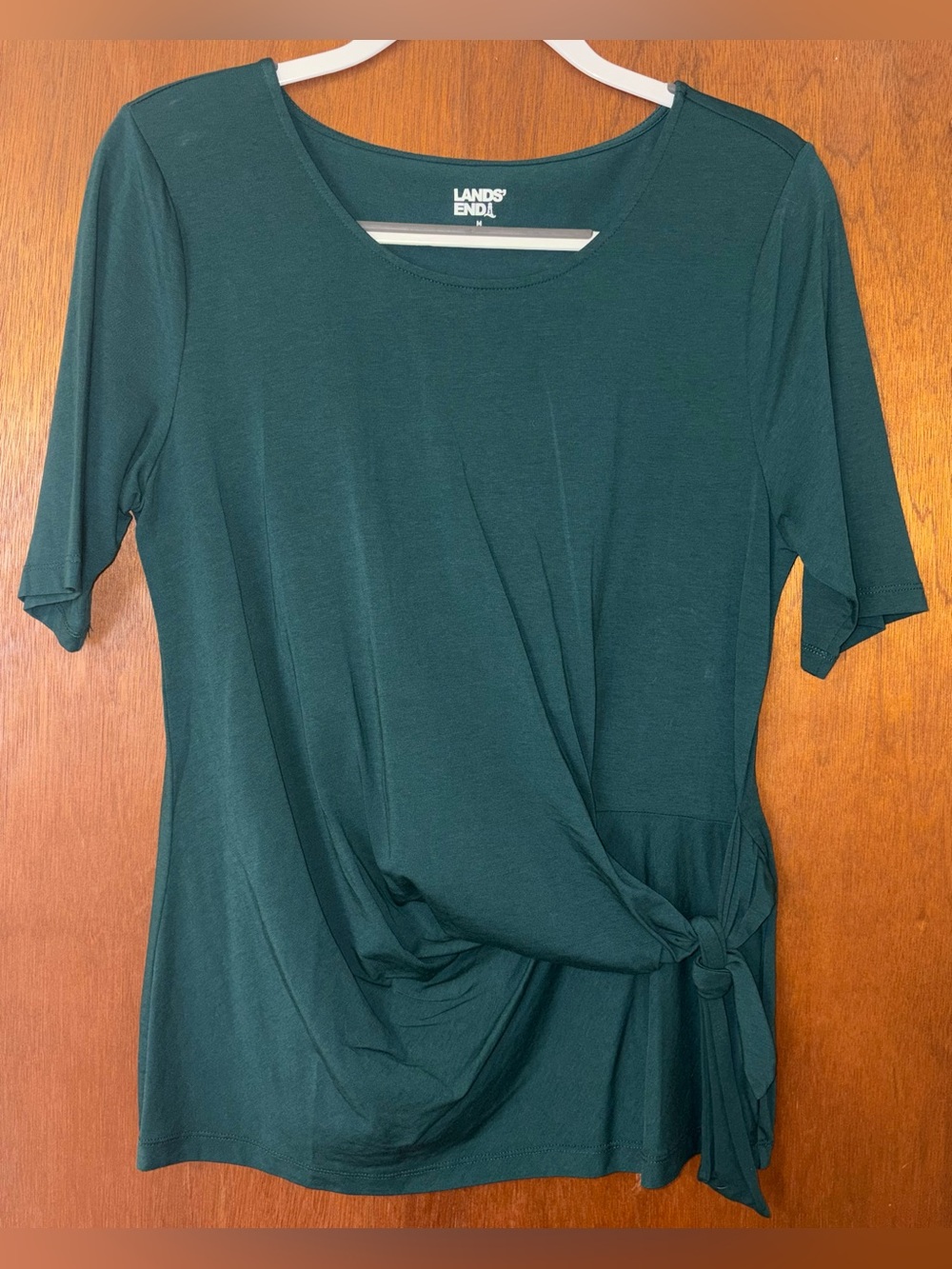 Lands’ End pine green short sleeve cotton knit top with side tie Size Medium